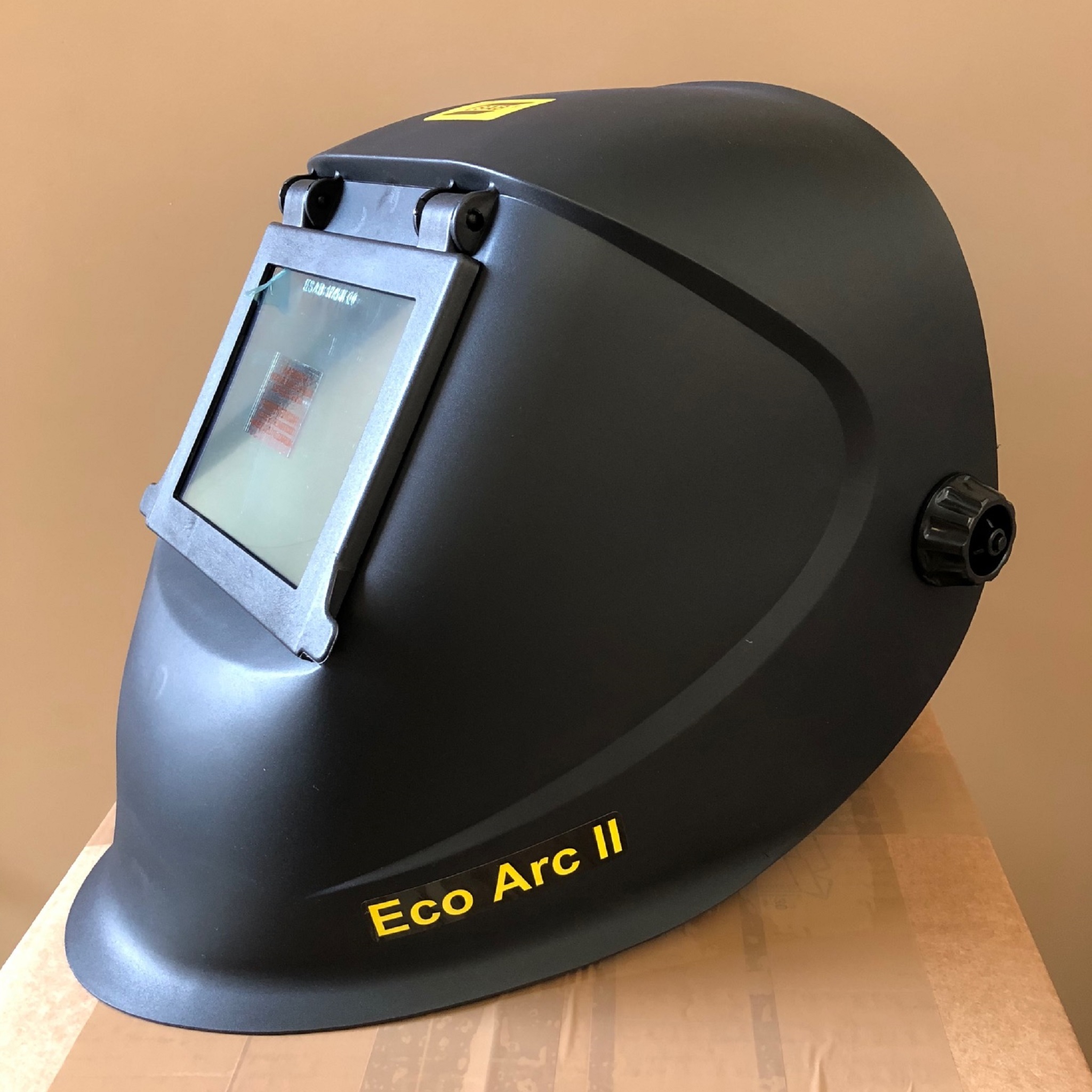 Маска сварочная esab eco arc ll 90x110. Маска сварщика есо-arc. Маска сварочная esab a20. Маска сварочная esab eco arc ii. Маска сварочная esab eco-arc.